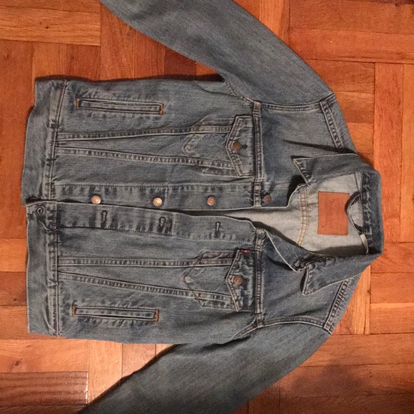 Levi’s Denim Jacket - Picture 1 of 3